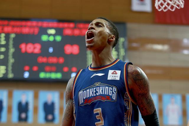 内维尔：拉什福德离队也许是好事