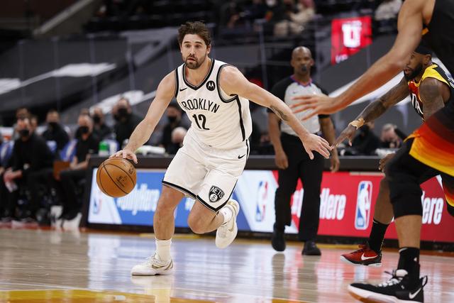 弗格30分林葳致命失误 辽宁险胜同曦3连胜